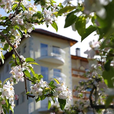 Residenze Mathilda Hotel ซีลันโดร ภายนอก รูปภาพ